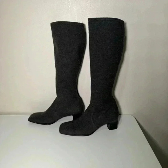 Vintage 80s Yves Saint Laurent gray wool felt square toe knee  high boots 6 - Picture 7 of 11